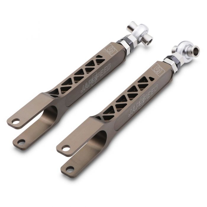 Nissan R35 GT-R 07-16 - Camber posteriore Billet Camber e kit braccio di controllo convergenza