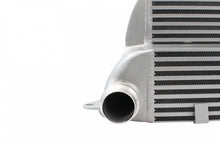 Carica l&#39;immagine nel visualizzatore di Gallery, Intercooler - BMW Serie 5 E60 535I 525D 530D 635D 140/230mm