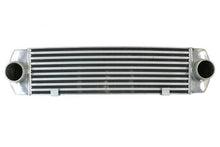 Carica l&#39;immagine nel visualizzatore di Gallery, Intercooler - BMW Serie 1 E81 E82 Serie 3 E90 E92 Benzina 130mm