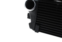 Load image into Gallery viewer, Intercooler - BMW Serie 7 F01 Serie 5 F06 F07 F10 F11 F12 535D 535I 90/305mm