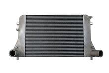 Load image into Gallery viewer, Intercooler - VW Golf MK5 Audi A3 579x419x36 inlet 2,5 Pollici Tube e Fin