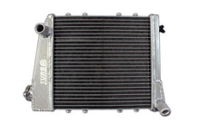 Carica l&#39;immagine nel visualizzatore di Gallery, Radiatore Racing - Austin Mini Classic Cooper