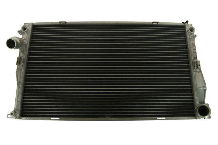 Radiatore Racing - BMW Serie 3 E90 E92 1M E82 335i