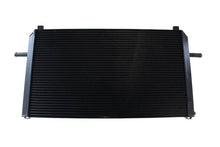 Carica l&#39;immagine nel visualizzatore di Gallery, Radiatore Racing - Mercedes Classe A W176 A45 CLA45 W117 AMG 2013+ (Anteriore)