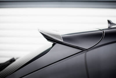 Spoiler del portellone posteriore in fibra di carbonio (Parte Alta) Audi RSQ8 Mk1