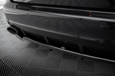 Splitter posteriore centrale (con barre verticali) Audi RS6 Avant C6