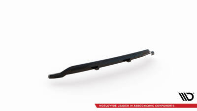 Splitter posteriore centrale (con barre verticali) BMW Serie 5  G30 / G31 Facelift