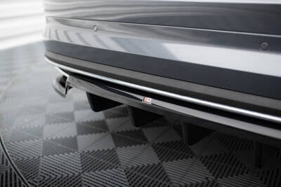 Splitter posteriore centrale (con barre verticali) Skoda Kodiaq Sportline Mk1 Facelift