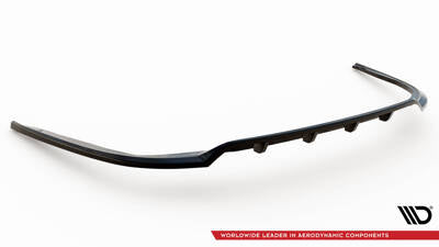 Splitter posteriore centrale (con barre verticali) Toyota Avensis Sedan Mk3 Facelift