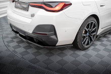 Load image into Gallery viewer, Splitter posteriore centrale (con barre verticali) V.1 BMW i4 M-Pack G26