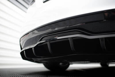 Splitter posteriore centrale (con barre verticali) V.2 Tesla Model S Plaid Mk1 Facelift