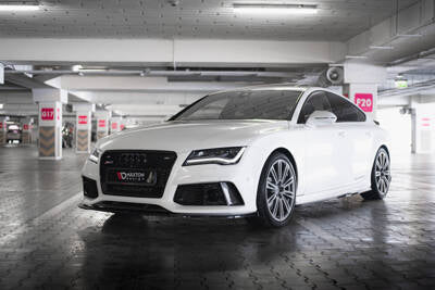 Lip Anteriore V.3 Audi RS7 C7 Facelift