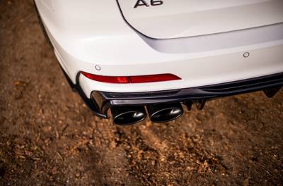 Diffusore posteriore + imitazione terminali di scarico Audi S6 / A6 S-Line C8