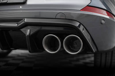 Diffusore Posteriore V.3 + Imitazione delle estremità di scarico Cupra Formentor Mk1