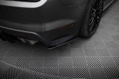 Splitter laterali posteriori Street Pro Ford Mustang GT Mk6