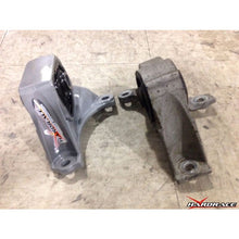 Load image into Gallery viewer, Hardrace Supporti Motore Anteriore Plastica Rinforzati 1PC - Honda CIVIC FD K20 MT TYPE-R