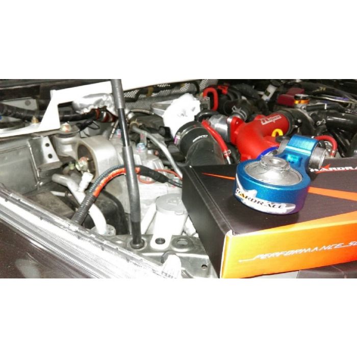Hardrace ENGING Lato Destro TOP MOUNT - NISSAN JUKE F15 2010+