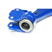 Carica l&#39;immagine nel visualizzatore di Gallery, Hardrace LOWER CONTROL ARM Anteriore Plastica 2 Pezzi/SET 8583 - FORD MONDEO MK4 07-14