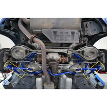 Load image into Gallery viewer, Hardrace TRACTION ROD / RADUIS ARM Posteriore Plastica 2 Pezzi/SET - Nissan 350Z Infiniti G35