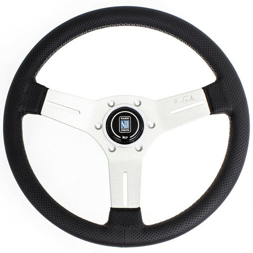 Volante Nardi Competition, Pelle perforata nera, Raggi satinati, Cuciture grigie, 40 mm Dish, Ø33 cm - em-power.it