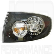 Carica l&#39;immagine nel visualizzatore di Gallery, Mazda 3 03/- 3/5dr OE Faro Posteriore RH (MPS)