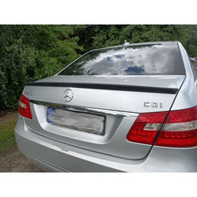 Carica l&#39;immagine nel visualizzatore di Gallery, Mercedes Classe E W212 AMG Spoiler